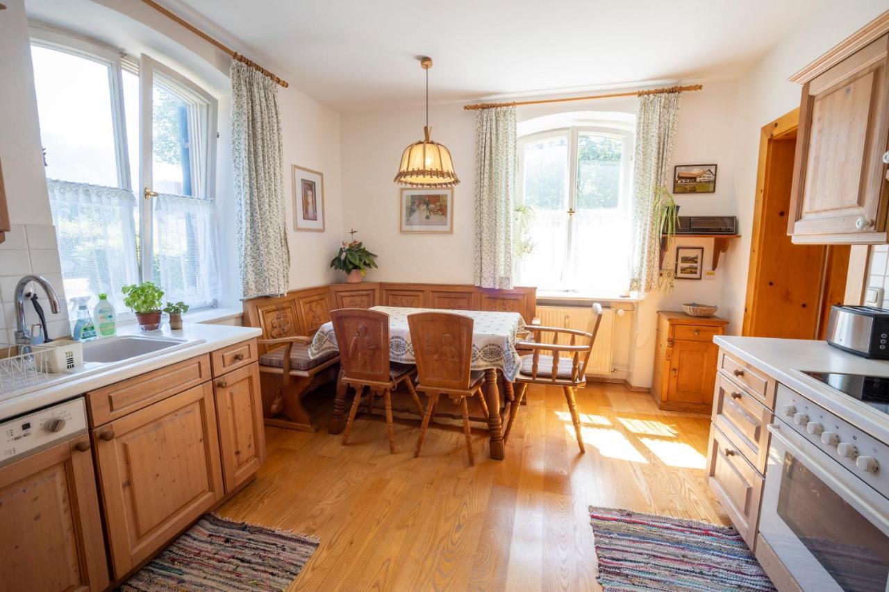 Landhauswohnung Mit Wildromantischem Garten Füssen Dış mekan fotoğraf