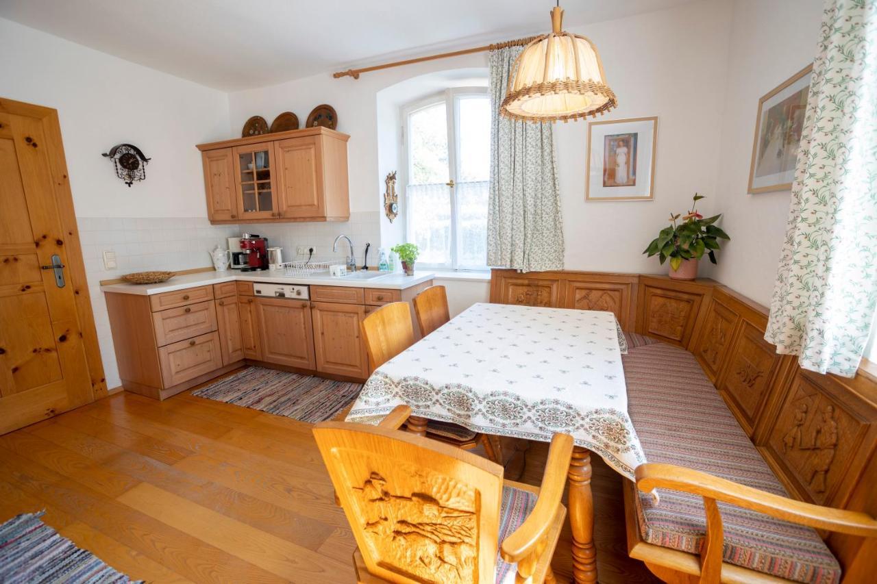 Landhauswohnung Mit Wildromantischem Garten Füssen Dış mekan fotoğraf