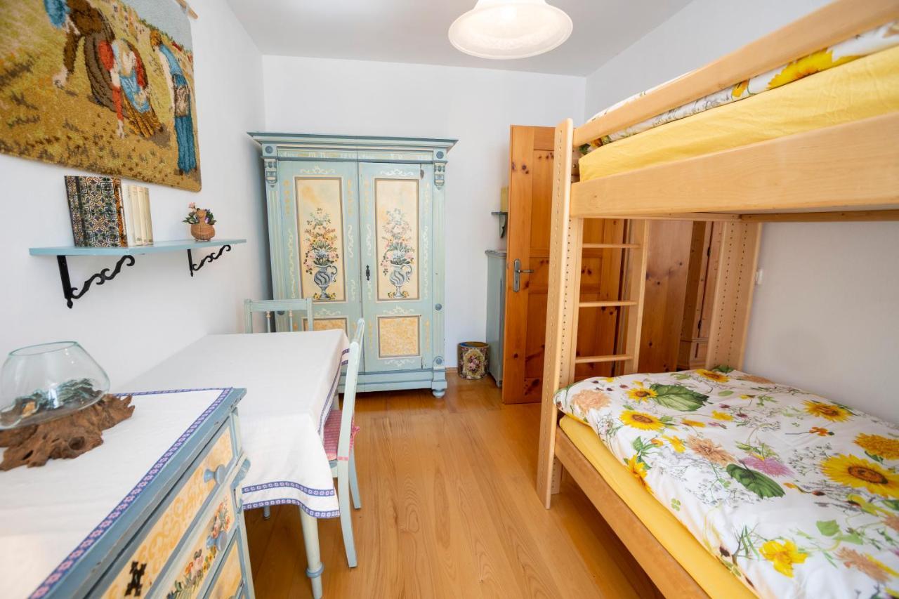 Landhauswohnung Mit Wildromantischem Garten Füssen Dış mekan fotoğraf