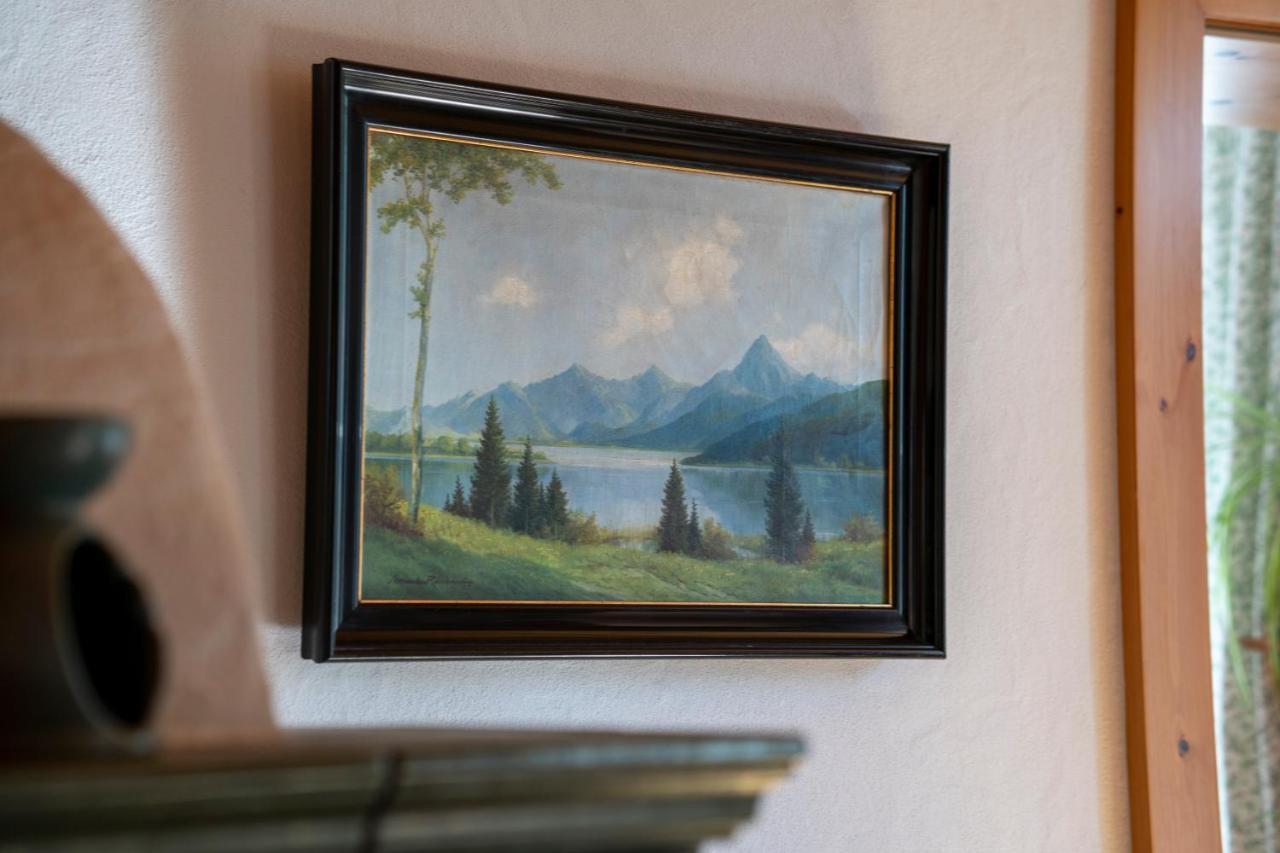 Landhauswohnung Mit Wildromantischem Garten Füssen Dış mekan fotoğraf